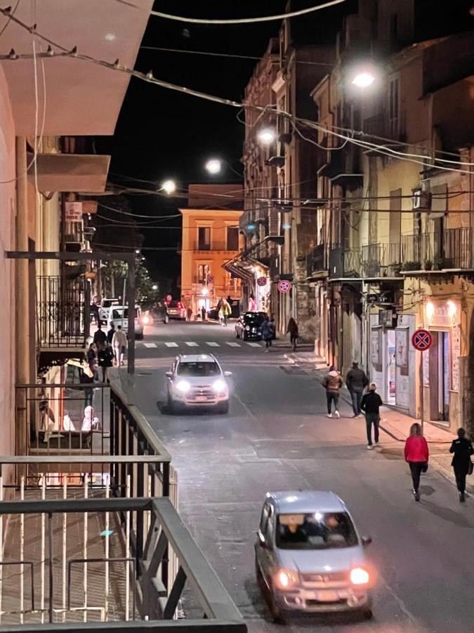 B&B Centrale Gela Εξωτερικό φωτογραφία