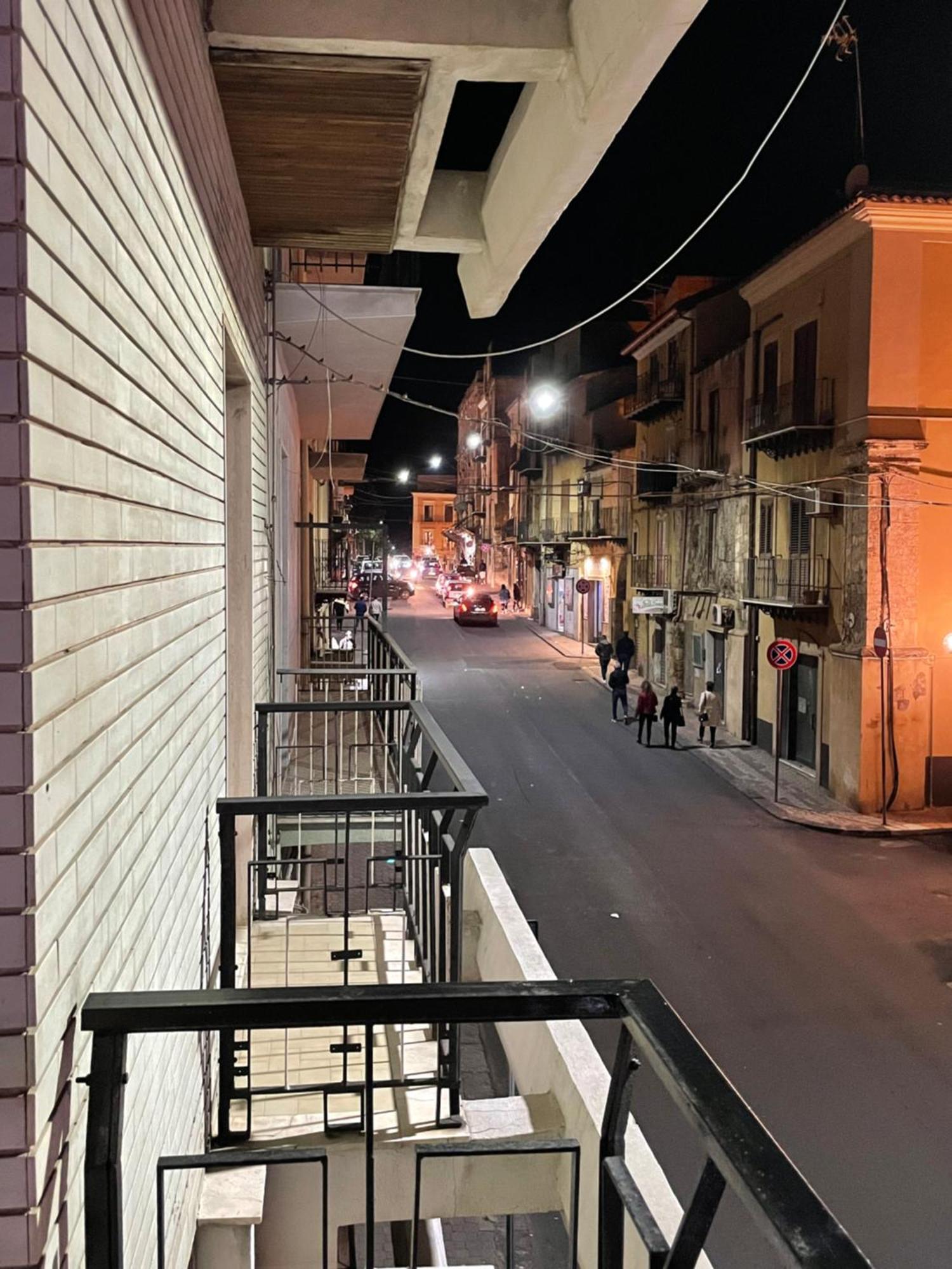 B&B Centrale Gela Εξωτερικό φωτογραφία